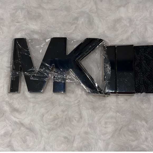 MICHAEL MICHAEL KORS Reversible Silver Logo MK buckle reversed black/brown Large - Picture 7 of 7